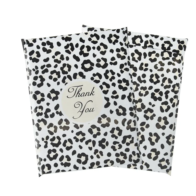50Pcs Poly Clothing Delivery Shipping Pouch Leopard Design PE Material Courier Bags Self Seal Thicken Express Mailing Postal Bag
50Pcs Poly Clothing Delivery Shipping Pouch Leopard Design PE Material Courier Bags Self Seal Thicken Express Mailing Postal Bag