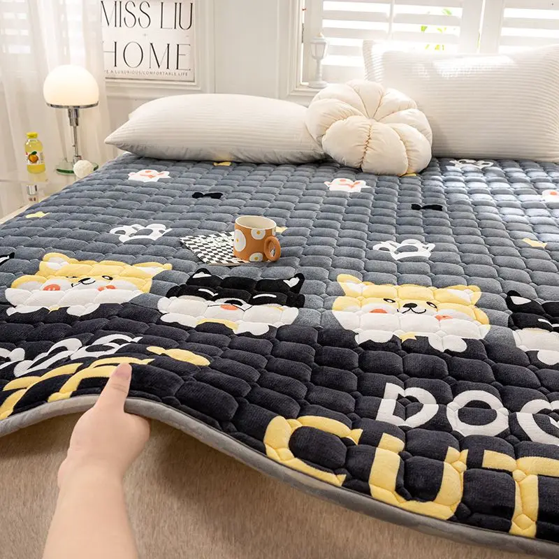 Cute Flower Pattern Milk Velvet Mattress Thickening Winter Autumn Spring Student Dormitory Single Double Tatami Mat
Cute Flower Pattern Milk Velvet Mattress Thickening Winter Autumn Spring Student Dormitory Single Double Tatami Mat