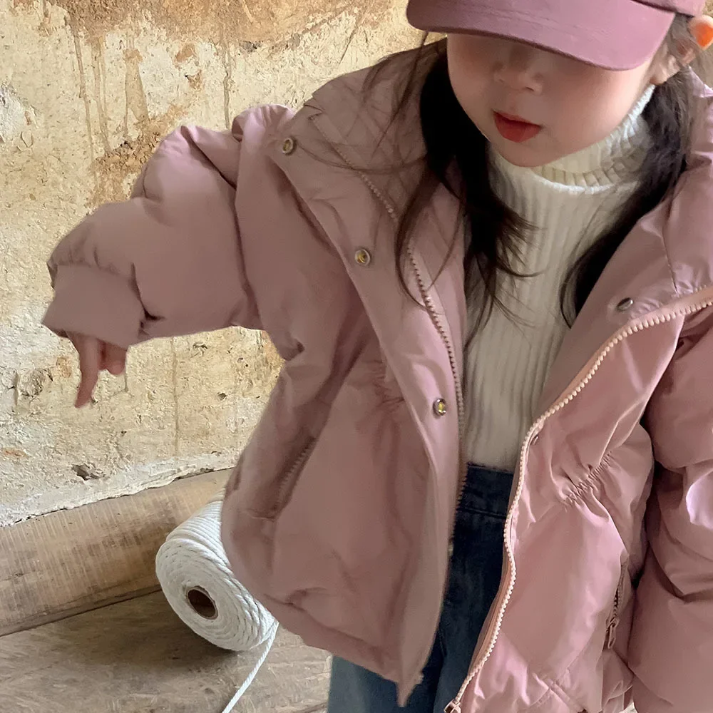 

Новинка Зима 2023 розовое пуховое пальто для девочек в Корейском стиле с рукавом «летучая мышь» теплое пальто на белом утином пуху для маленьких девочек