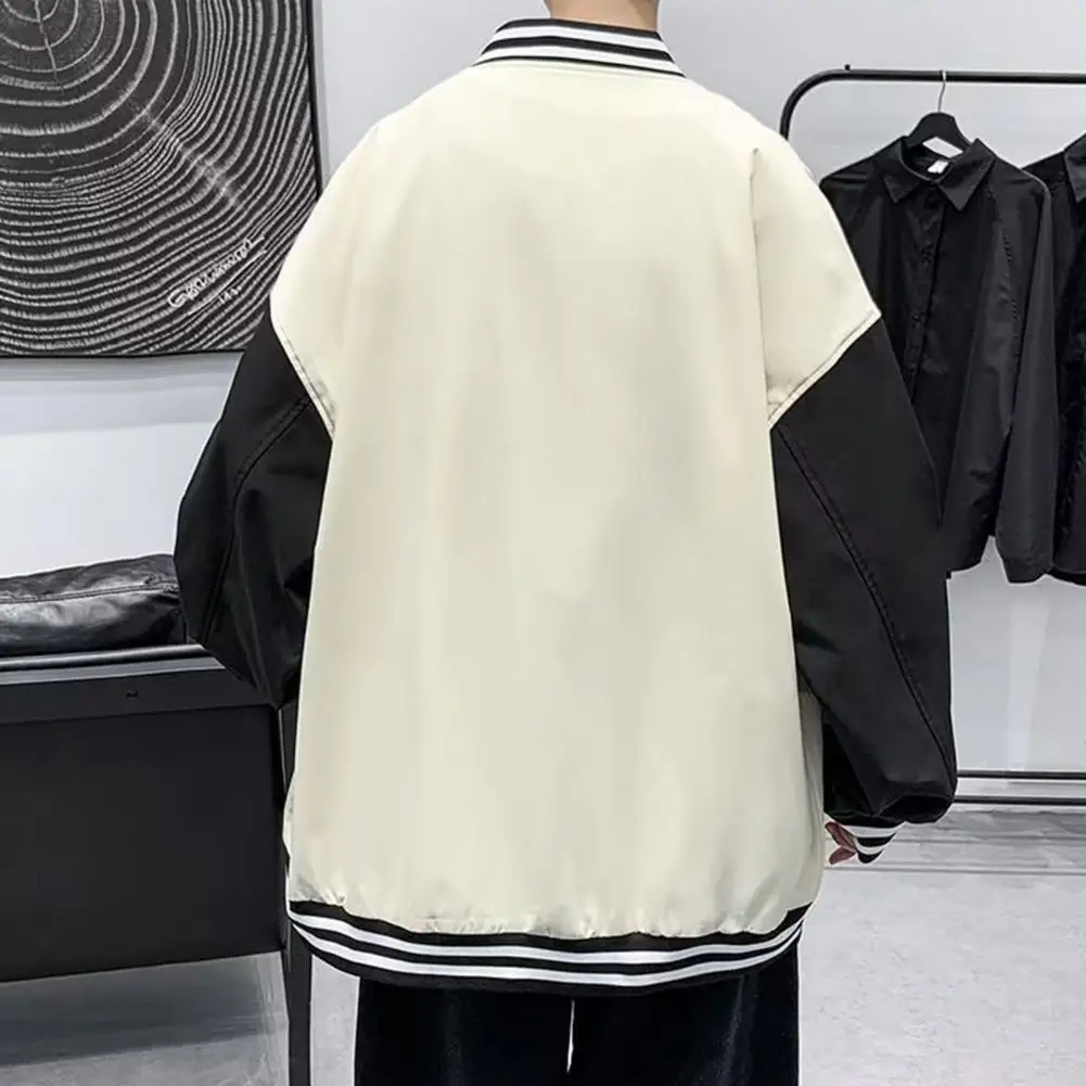 Popular Baseball Coat Stand Collar Thick School Coat Men Splicing Color Letter Print Jacket Coat
Popular Baseball Coat Stand Collar Thick School Coat Men Splicing Color Letter Print Jacket Coat