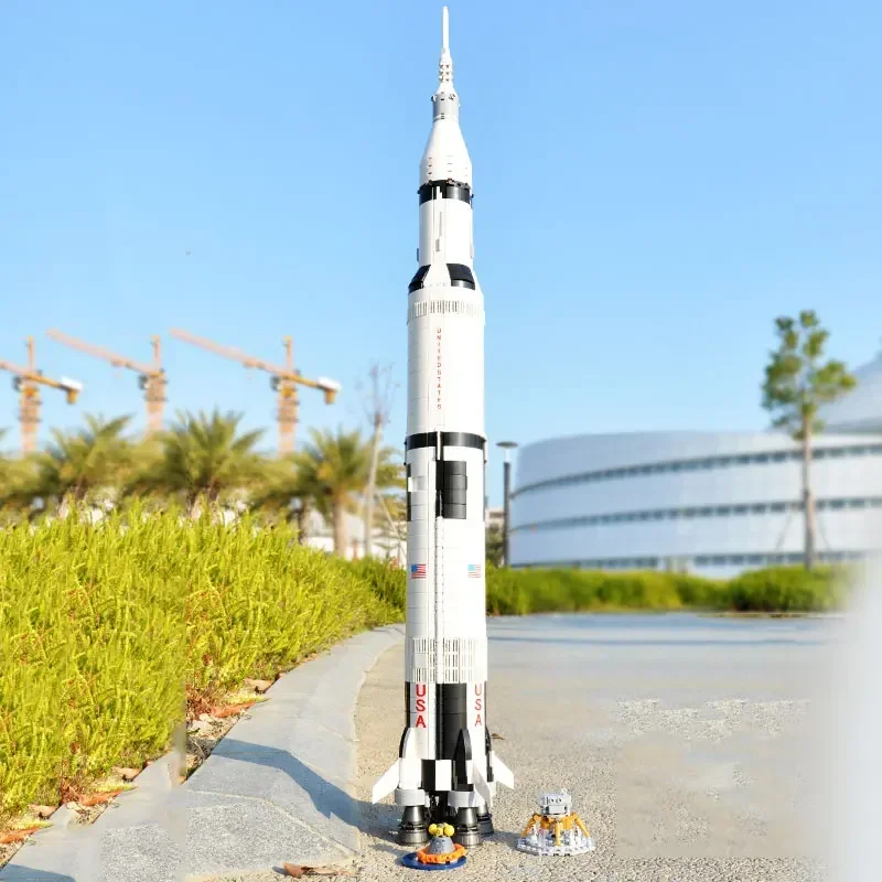 Лидер продаж, конструктор Apollo Saturn V 92176 серии Space Rocket, развивающие игрушки для детей, подарок на день рождения и Рождество
Лидер продаж, конструктор Apollo Saturn V 92176 серии Space Rocket, развивающие игрушки для детей, подарок на день рождения и Рождество