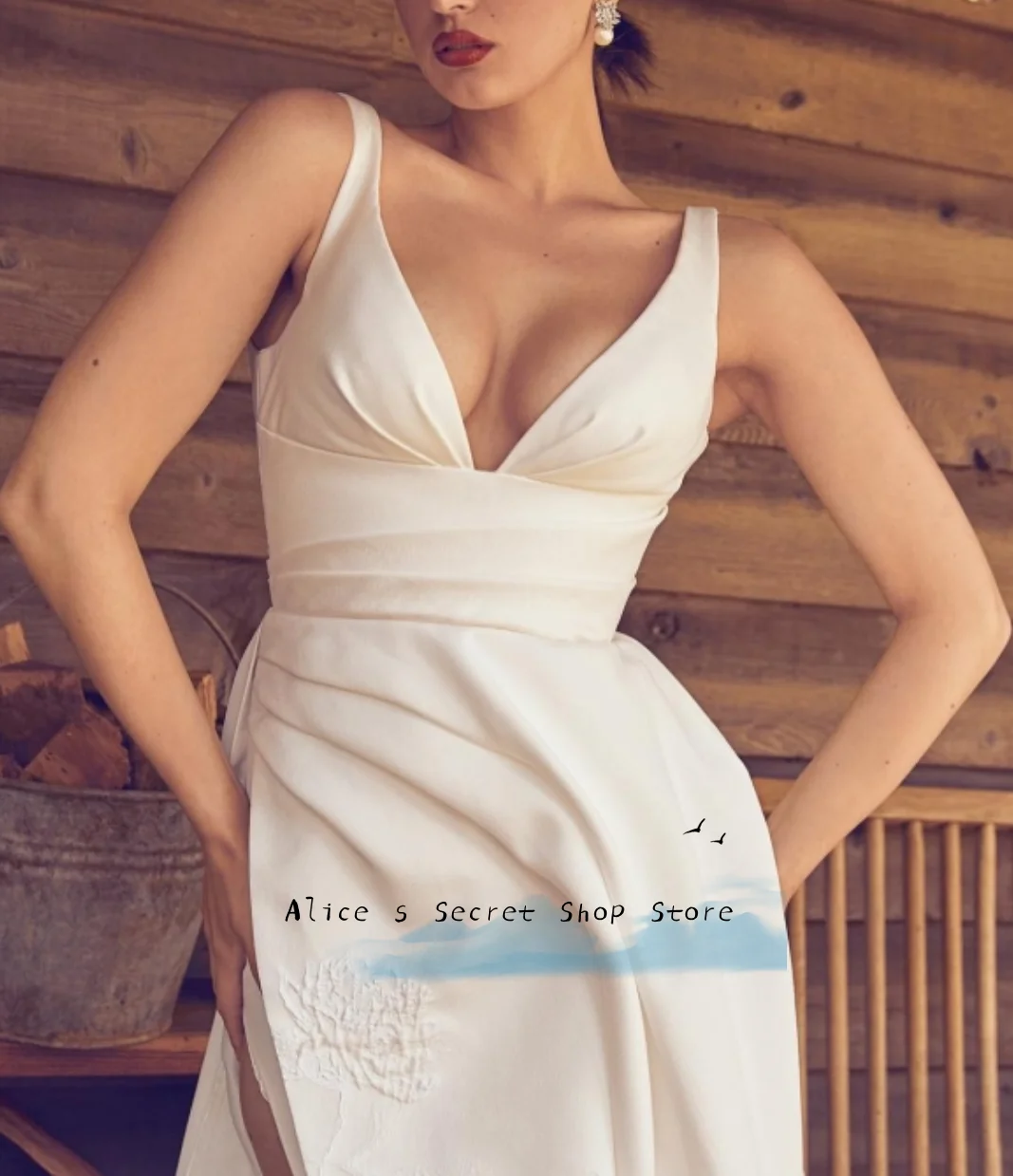 Sexy A-Line Wedding Dress High Split Deep V-neck Sleeveless Bridal Gowns Sweep Train For Formal Bridal Gown Customize Make
Sexy A-Line Wedding Dress High Split Deep V-neck Sleeveless Bridal Gowns Sweep Train For Formal Bridal Gown Customize Make
