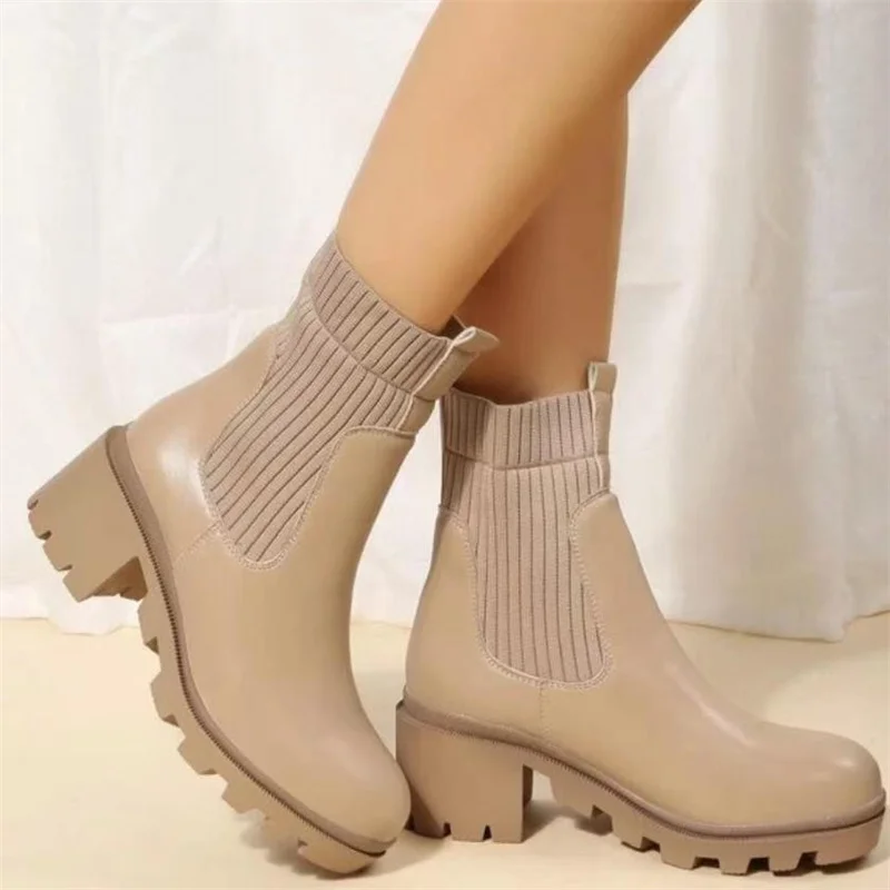 Ladies Shoes 2023 High Quality Slip-on Women's Boots Solid Casual Women Hot Sale Round Toe Fretwork Heels Ankle 
Ladies Shoes 2023 High Quality Slip-on Women's Boots Solid Casual Women Hot Sale Round Toe Fretwork Heels Ankle