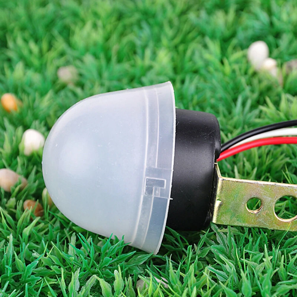 Brand New Parts Suitable Supply Useful Light Sensor 10A Road Street light Switch 50-60Hz Auto Control DC/AC 12V
Brand New Parts Suitable Supply Useful Light Sensor 10A Road Street light Switch 50-60Hz Auto Control DC/AC 12V