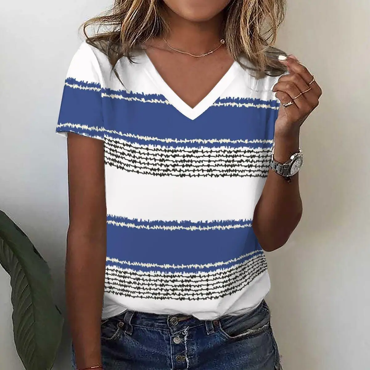 New Women's T-Shirts Funny Stripe Print Top Fashion Simple Pattern T Shirts for Women Summer Leisure Female Clothing Streetwear
New Women's T-Shirts Funny Stripe Print Top Fashion Simple Pattern T Shirts for Women Summer Leisure Female Clothing Streetwear