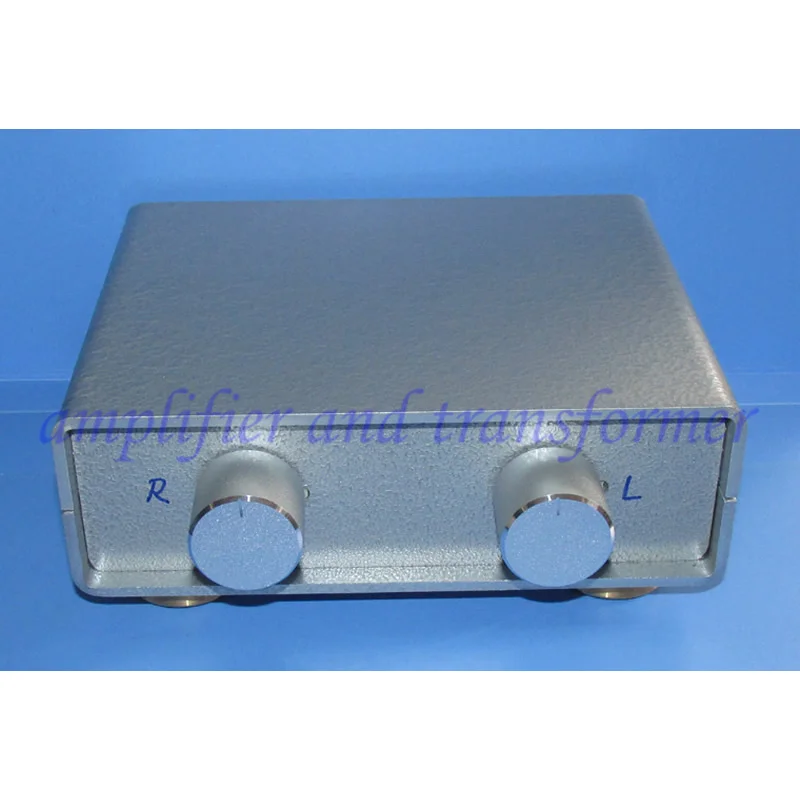 XLR input, XLR output, left and right volume independent controllers, used to balance the front stage and balance the rear stage 
XLR input, XLR output, left and right volume independent controllers, used to balance the front stage and balance the rear stage