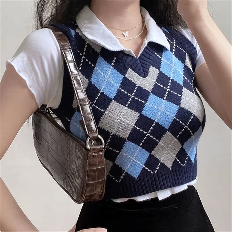 Vintage Argyle Knitted Sweater Vest Women Preppy Style V Neck Sleeveless Crop Sweaters Haut Femme
Vintage Argyle Knitted Sweater Vest Women Preppy Style V Neck Sleeveless Crop Sweaters Haut Femme