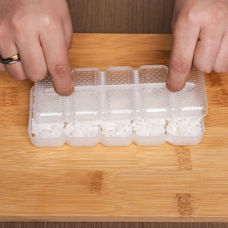 Rice Ball Mold Sushi Mold Japanese Nigiri Sushi Mold Rice Ball Non-stick Pressure Storage Box Lunch Box Lunch Tool DIY Kitchen