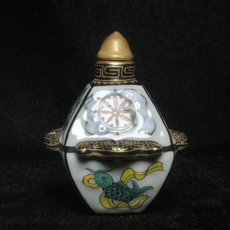 Mark China Qianlong Porcelain Painting Eight Auspicious Symbols Snuff Bottle
Mark China Qianlong Porcelain Painting Eight Auspicious Symbols Snuff Bottle
