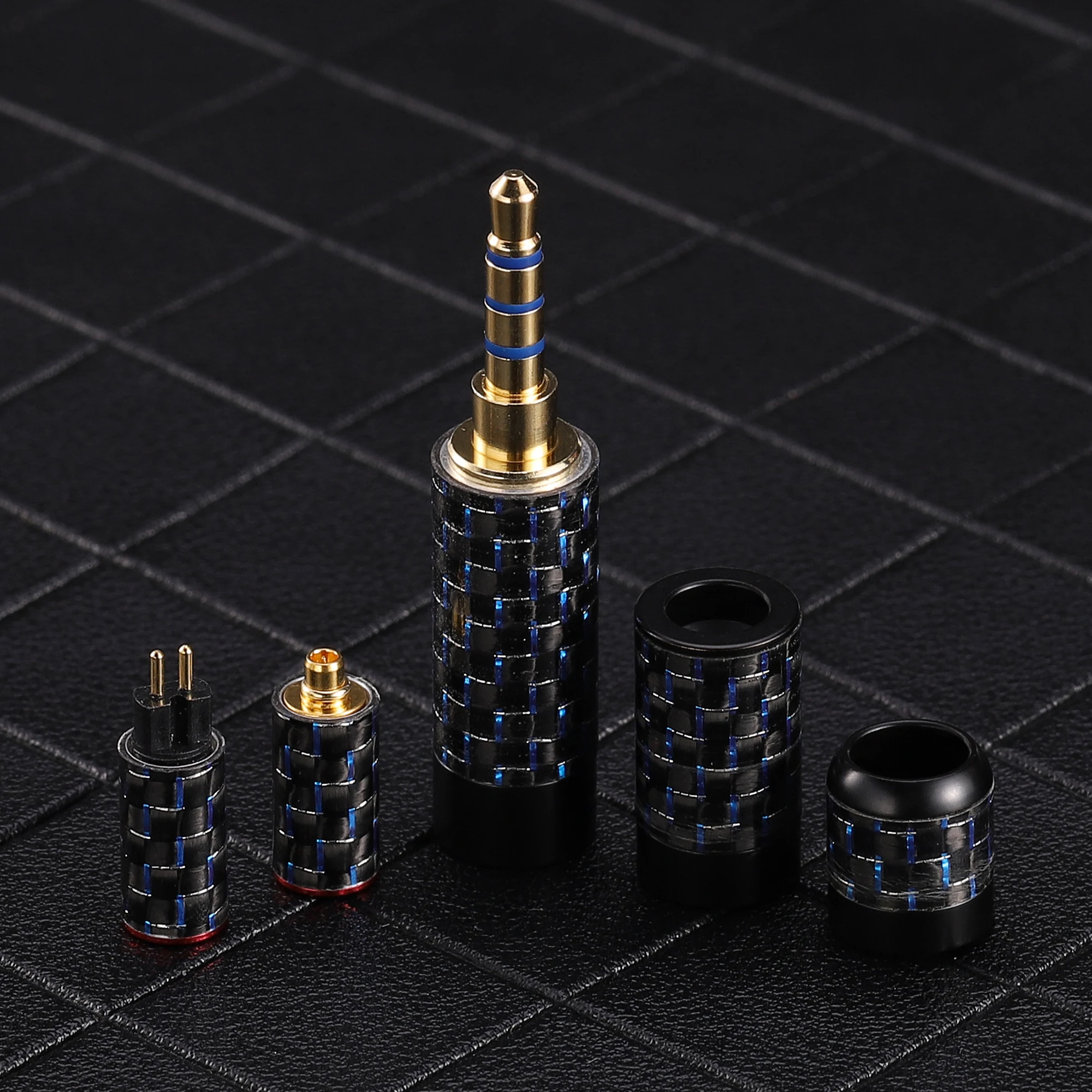 MMCX 0.78QDC IE80S IM Series IE40 Plug + Splitter + slider + pin a set of 2.5mm 3.5mm 4.4mm earphone cable accessories
MMCX 0.78QDC IE80S IM Series IE40 Plug + Splitter + slider + pin a set of 2.5mm 3.5mm 4.4mm earphone cable accessories