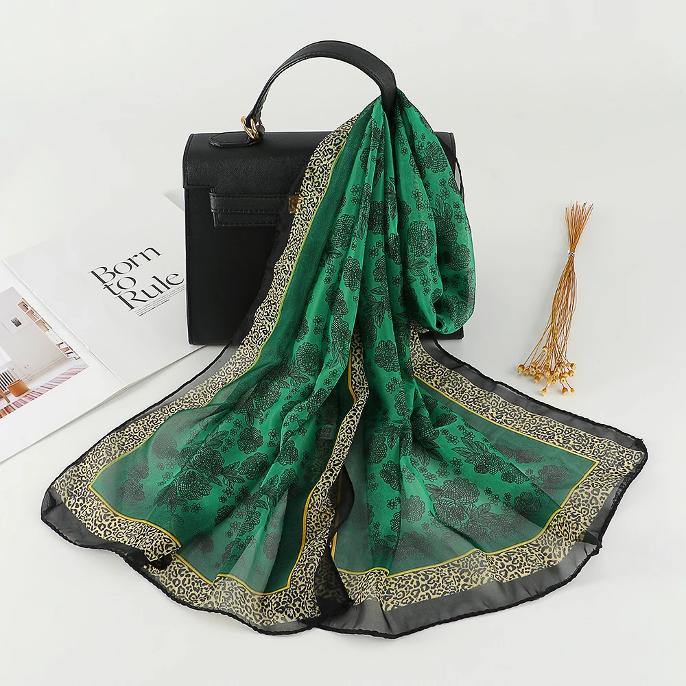 Floral Chiffon Hijabs Printed Silk Scarf Women Luxury Beach Stole Foulard Femme Hijab Women's Scarves Elegant Woman Shawl Wrap
Floral Chiffon Hijabs Printed Silk Scarf Women Luxury Beach Stole Foulard Femme Hijab Women's Scarves Elegant Woman Shawl Wrap