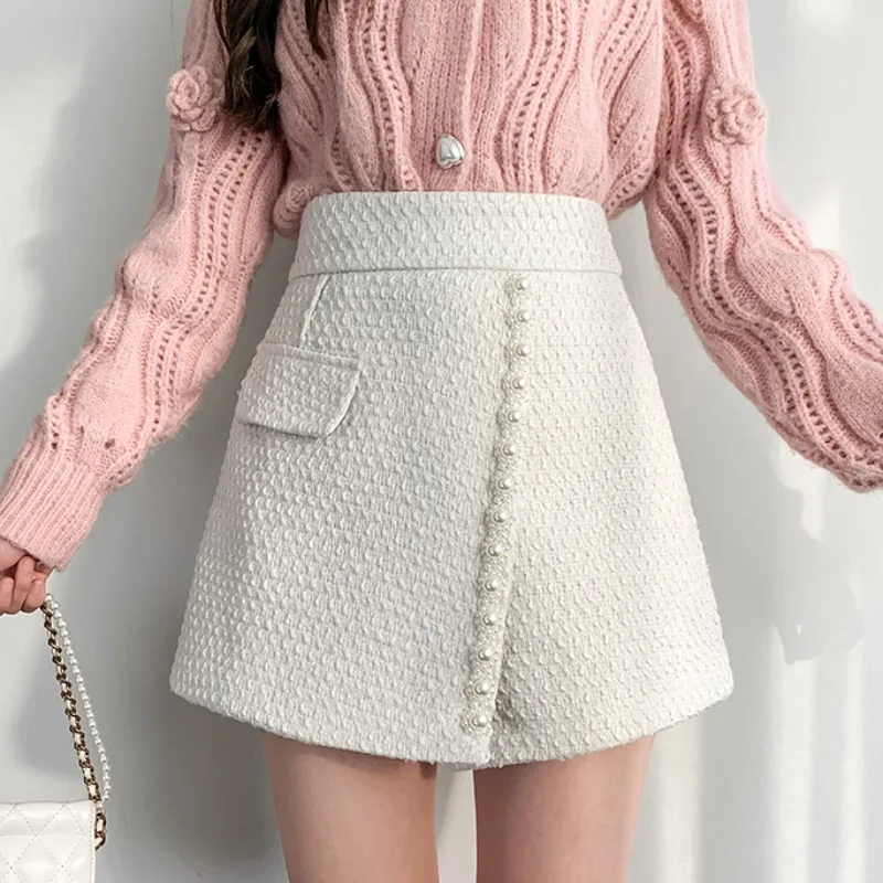 Fashion Women Beading Skirt Short Office Lady Solid A Line High Waist Shorts Fall Winter 2022 Wide Leg Shorts Korean
Fashion Women Beading Skirt Short Office Lady Solid A Line High Waist Shorts Fall Winter 2022 Wide Leg Shorts Korean