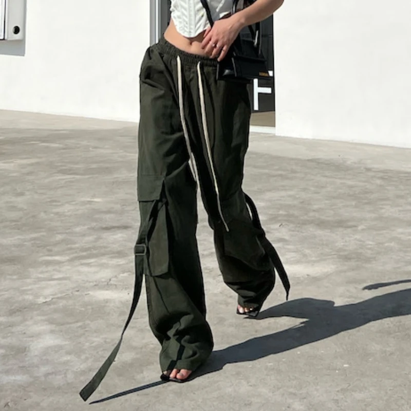 Feiernan Pantalon Parachute Pants Y2k Hippie Streetwear Women Oversized Pockets Green Cargo Trousers Cotton Wide Leg Sweatpants
Feiernan Pantalon Parachute Pants Y2k Hippie Streetwear Women Oversized Pockets Green Cargo Trousers Cotton Wide Leg Sweatpants