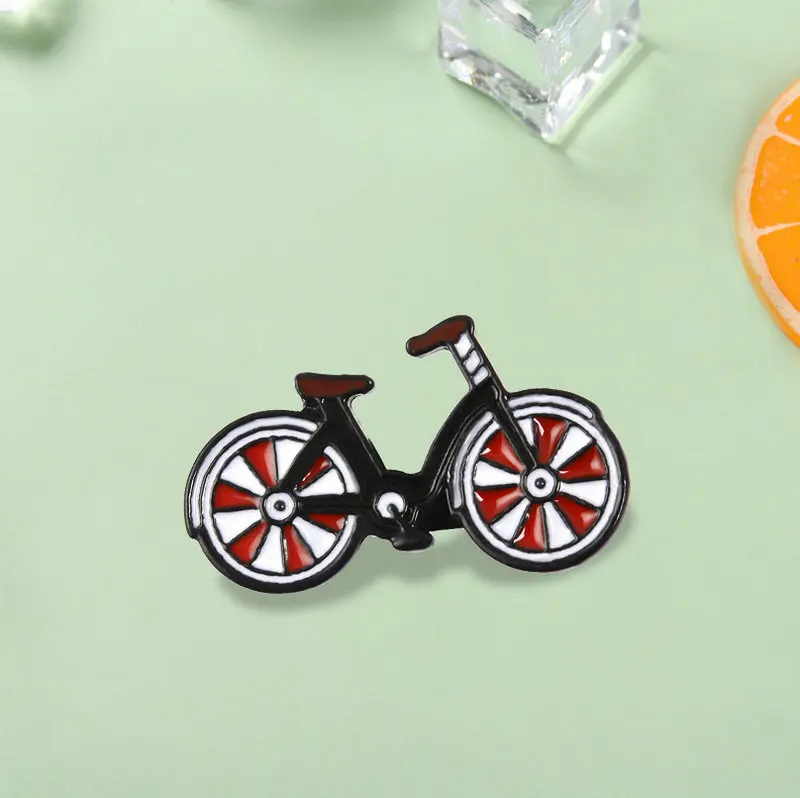 

Красный велосипедный эмалированный значок в виде мультяшного велосипеда значок из джинсовой ткани для джинсов сумки рубашки воротника крутые ювелирные изделия подарок для детей друзей
