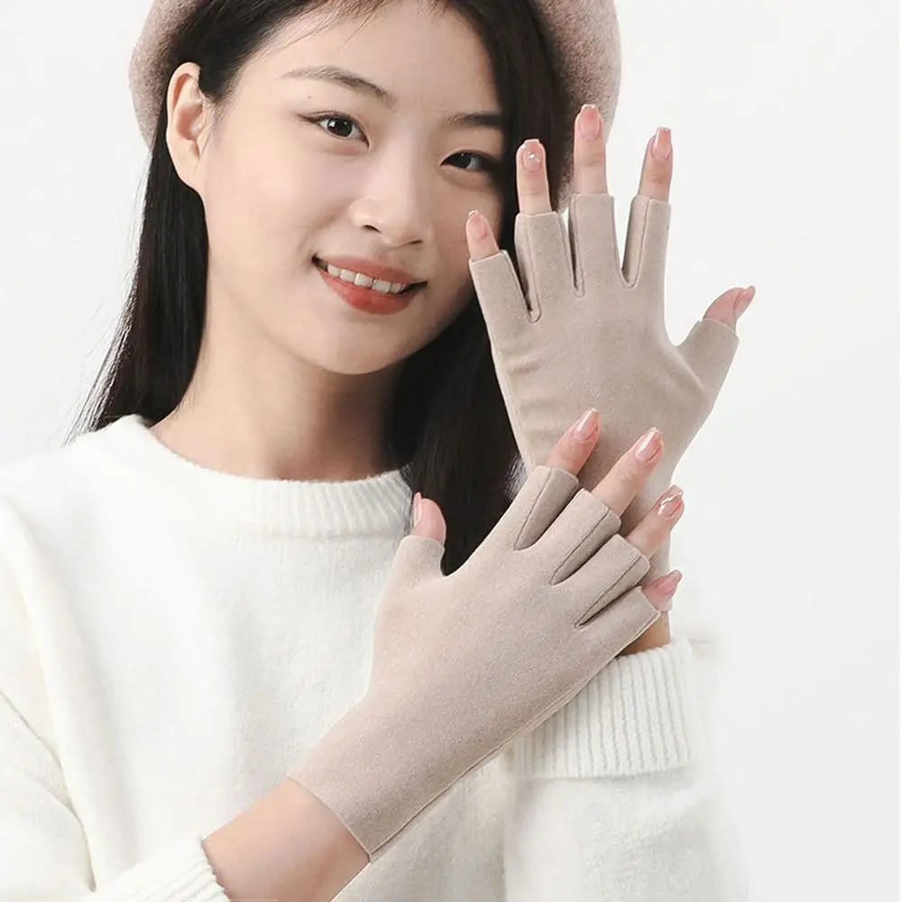 Эластичные осенние женские варежки для вождения, езды на велосипеде, тренировок, перчатки с открытыми пальцами, бархатные перчатки без пальцев для девочек
Эластичные осенние женские варежки для вождения, езды на велосипеде, тренировок, перчатки с открытыми пальцами, бархатные перчатки без пальцев для девочек