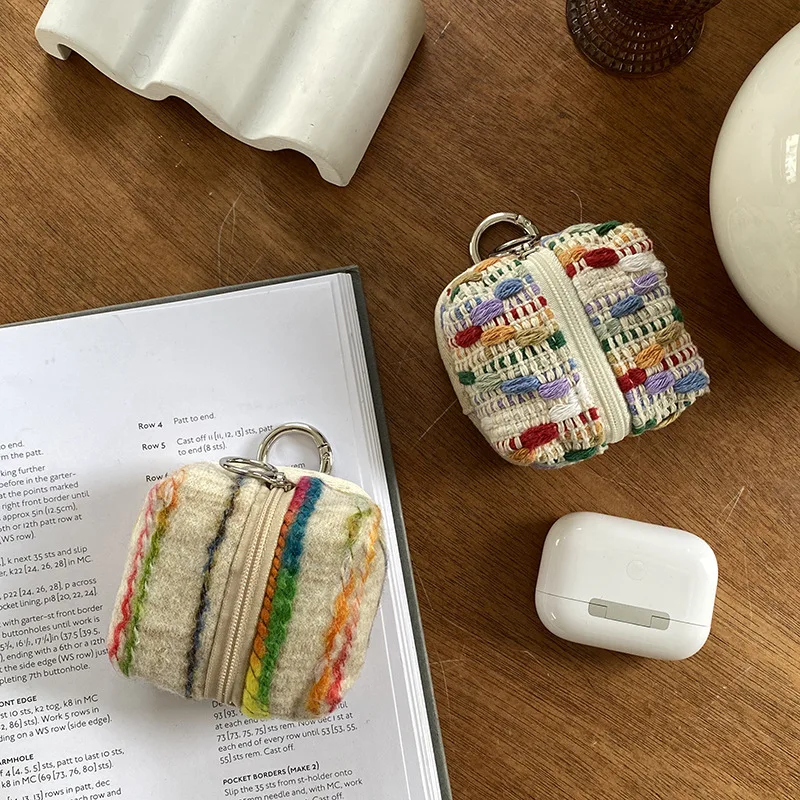 Original Cute Mini Furry Headphone Bag Woolen Cloth Colorful Shivering Sweet Wallet for Girls Versatile Coins Wallets for Women
Original Cute Mini Furry Headphone Bag Woolen Cloth Colorful Shivering Sweet Wallet for Girls Versatile Coins Wallets for Women