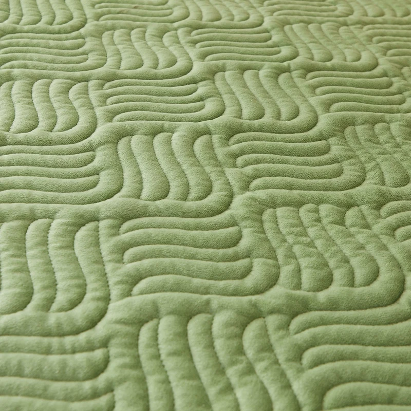 High Quality Short Plush Thicken Quilted Mattress Cover Luxury Anit-mites Soft Warm Quilting Baby Velvet Not Included Pillowcase 16 Mallzona S10549519ac134511a303936dd98ae34eG High Quality Short Plush Thicken Quilted Mattress Cover Luxury Anit-mites Soft Warm Quilting Baby Velvet Not Included Pillowcase Mallzona