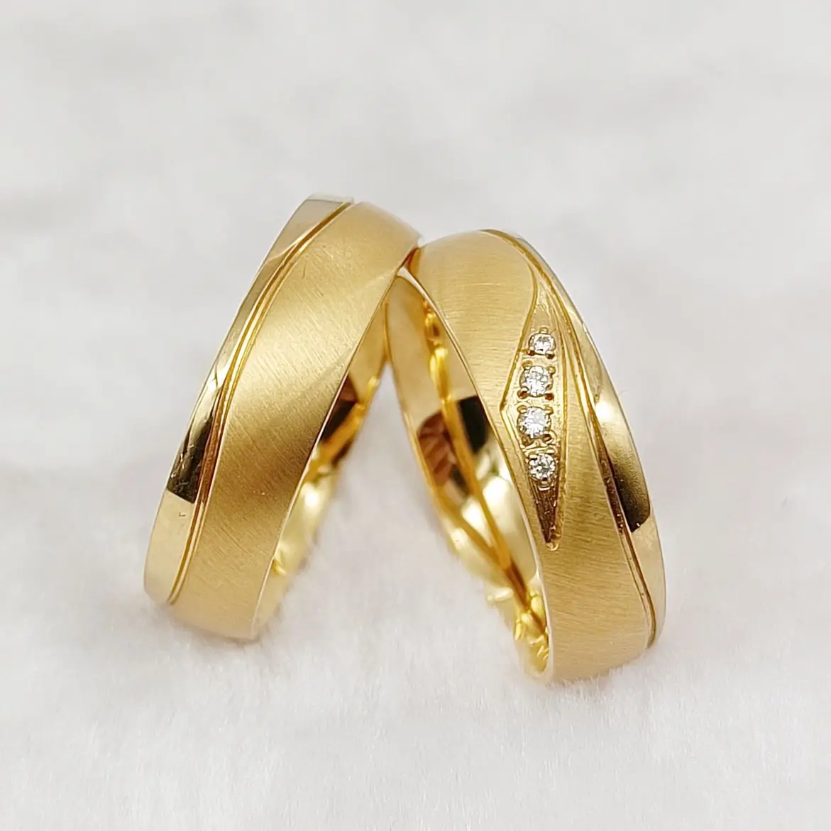 Beautiful Unique Western Promise Wedding Rings For Couples Lover's High Quality Handmade 18k Gold Plated Jewelry Finger Ring
Beautiful Unique Western Promise Wedding Rings For Couples Lover's High Quality Handmade 18k Gold Plated Jewelry Finger Ring