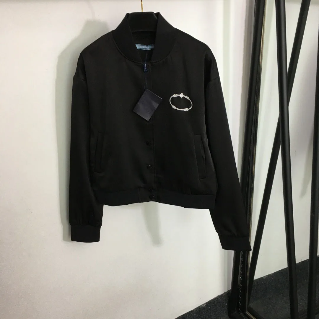 New High-end Windbreaker Zipper Black Coat Women Jackets Luxury Letters Designer Y2k Fashion Tops Windbreaker Cardigan Clothing
New High-end Windbreaker Zipper Black Coat Women Jackets Luxury Letters Designer Y2k Fashion Tops Windbreaker Cardigan Clothing