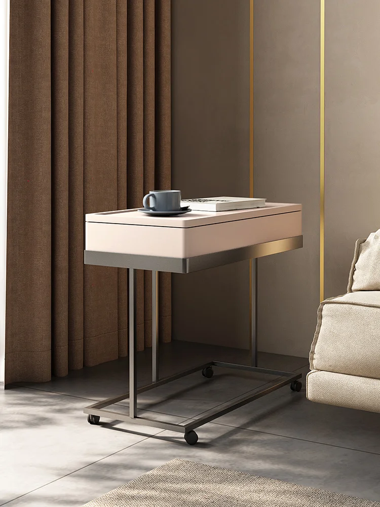 A few living rooms can be moved while a few modern simple rotating trays have several storage angles.
A few living rooms can be moved while a few modern simple rotating trays have several storage angles.