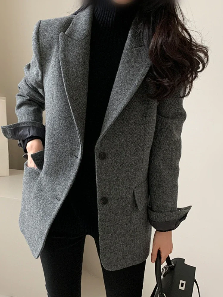 

New Autumn Women's Clothing Jacket Solid Colored Woolen Lapel with Long Sleeved Small Fragrant Buttons Trench Coat for Women