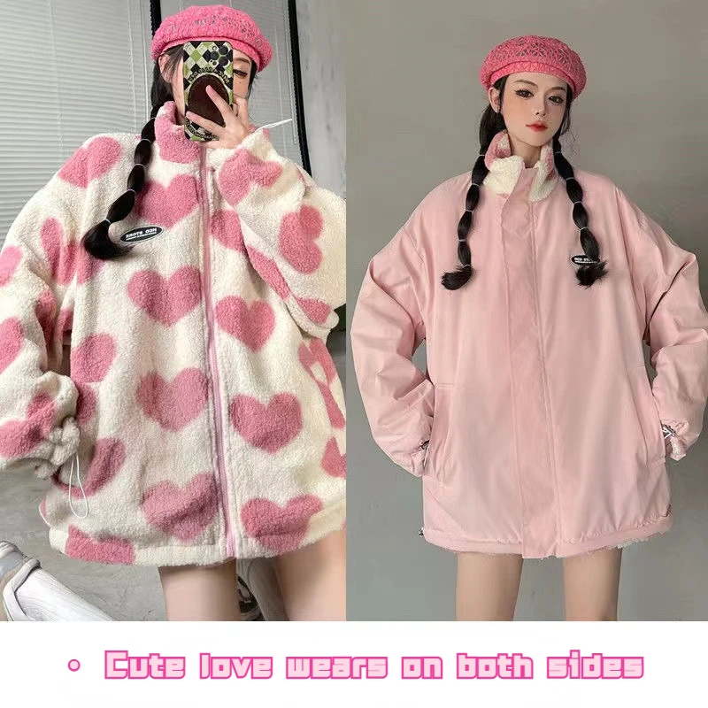 2023 Autumnand New Love Lamb Wool Cotton-padded Jacket Double Collar Coat Couple Y2k High Street Retro Cute Loose Coat Warm Coat
2023 Autumnand New Love Lamb Wool Cotton-padded Jacket Double Collar Coat Couple Y2k High Street Retro Cute Loose Coat Warm Coat