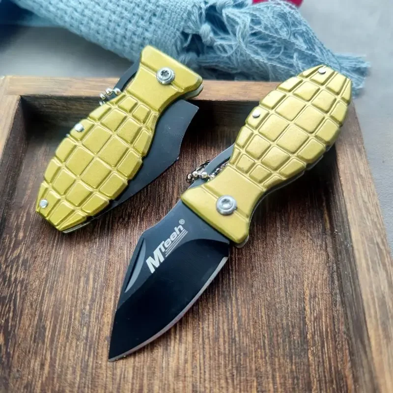 

Outdoor Portable Folding Knife Mini unpacking Fruit Knife Stainless Steel EDC Tool Self-defense Keychain Knives