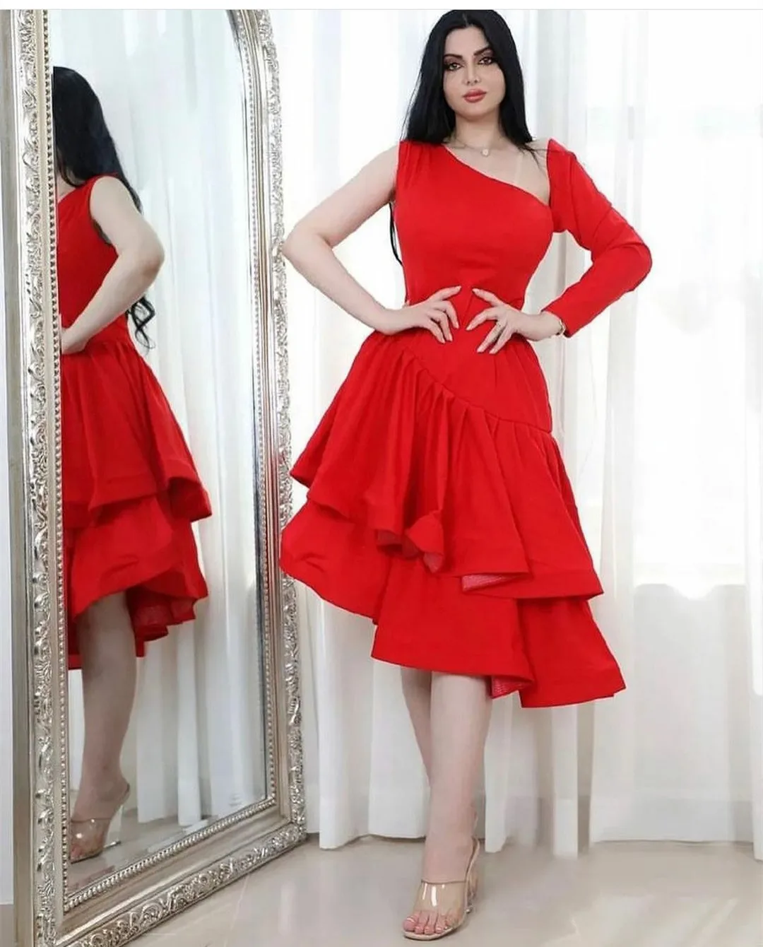 

Elegant Short Red Ruffled Evening Desses With Sleeve A-Line One Shoulder Crepe حزب اللباس Tea Length Prom Dresses for Women