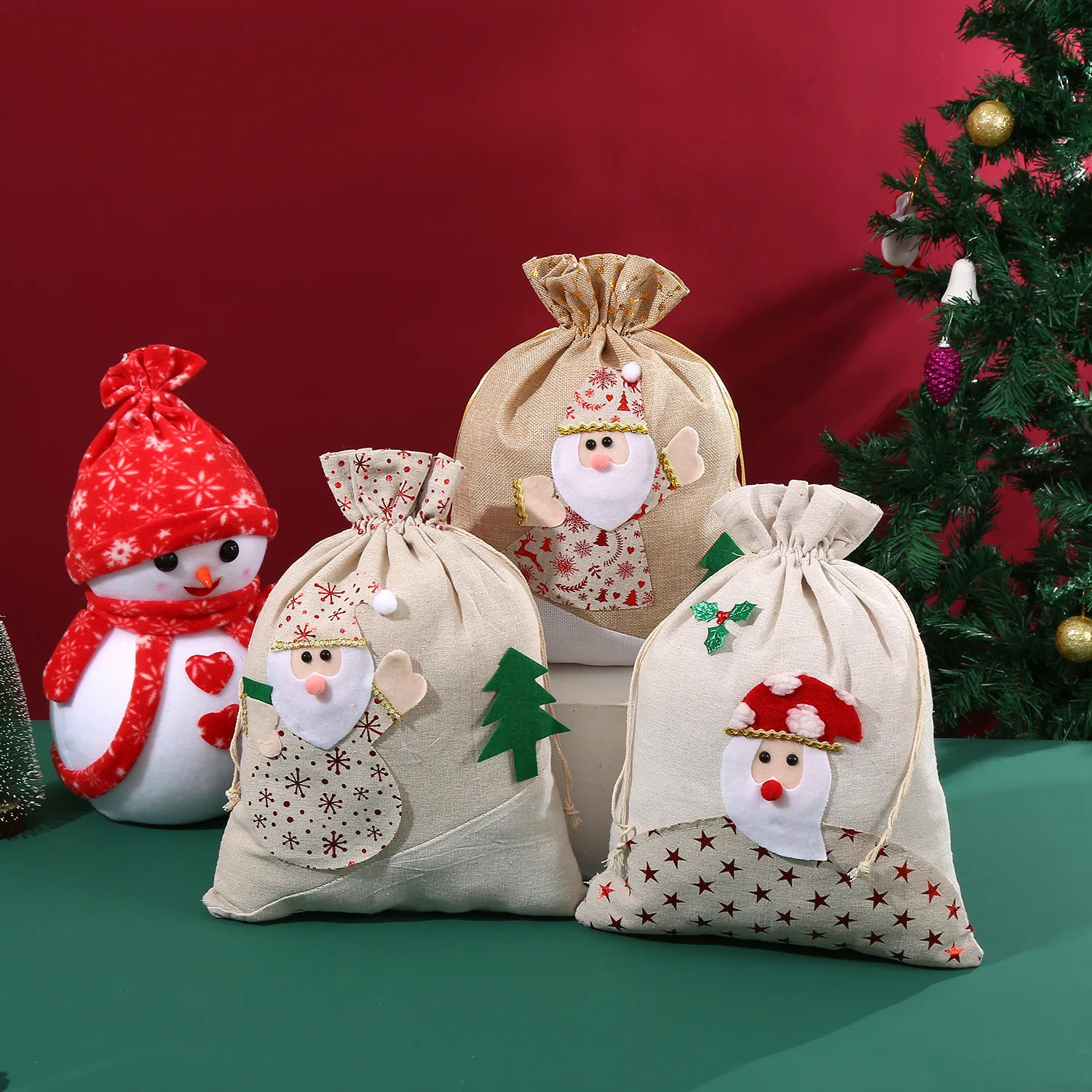 Christmas Decoration Large Christmas Cotton Linen Gift Bag Christmas Candy Bag Bundle Mouth Santa Claus Gift Bag
Christmas Decoration Large Christmas Cotton Linen Gift Bag Christmas Candy Bag Bundle Mouth Santa Claus Gift Bag
