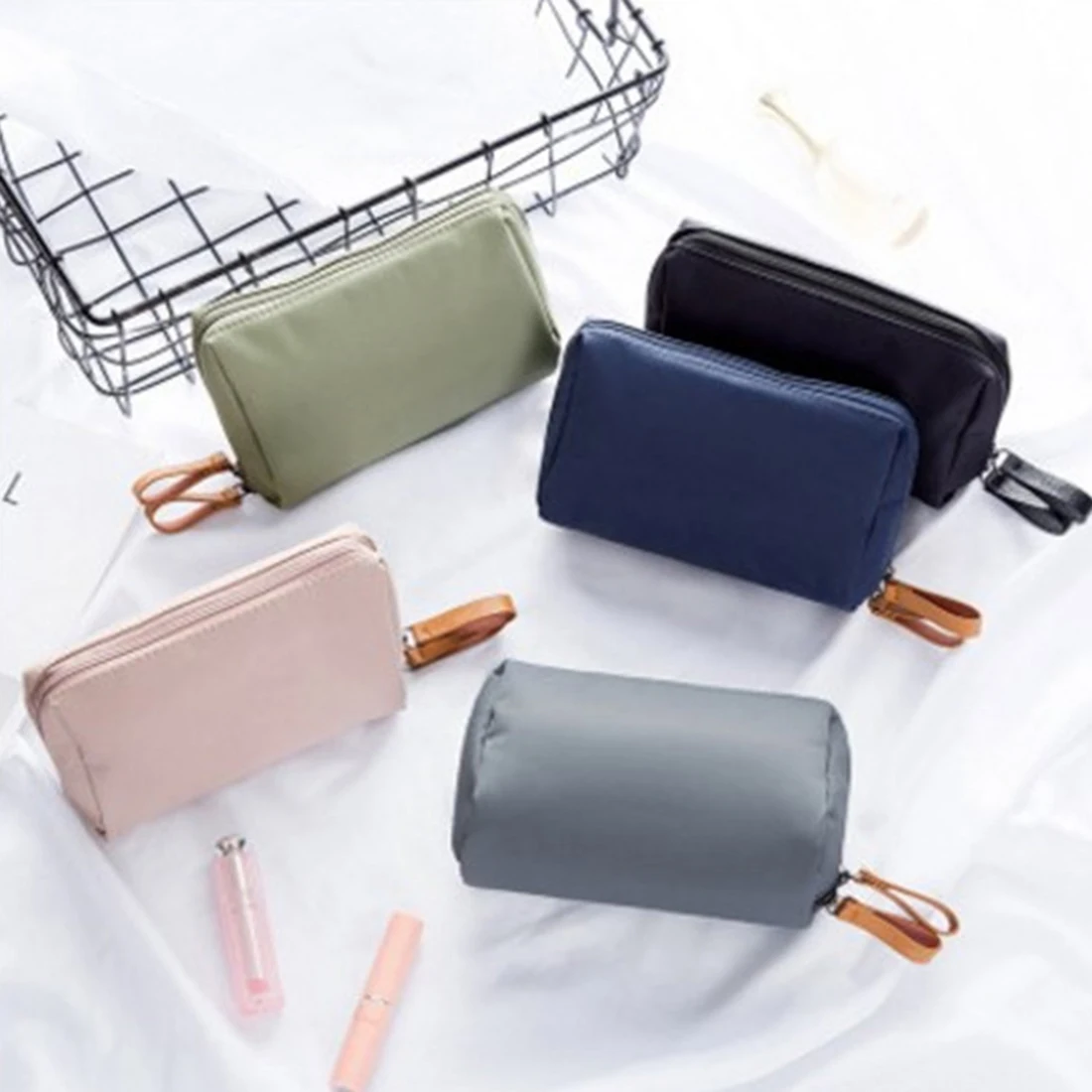 Double Zipper Cosmetic Bag For Women 2023 New Hot Travel Makeup Brushes Bag Lipstick Storage Bag Beauty Case Waterproof Wash Kit
Double Zipper Cosmetic Bag For Women 2023 New Hot Travel Makeup Brushes Bag Lipstick Storage Bag Beauty Case Waterproof Wash Kit