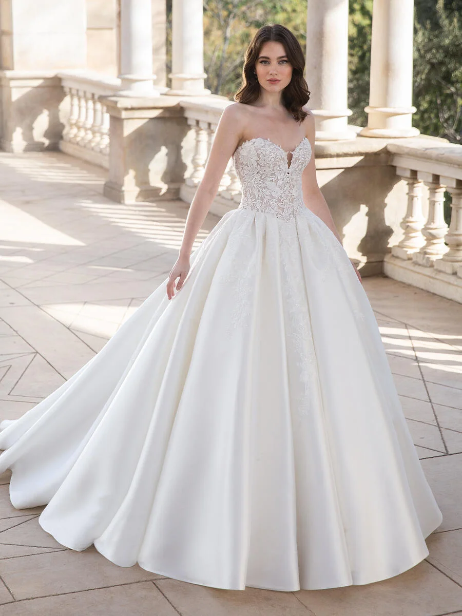 MANRAY Luxury Wedding Dress New 2023 robe de mariée Sweetheart Appliques Lace Bride Dresses A Line Sweep Train vestidos de novia
MANRAY Luxury Wedding Dress New 2023 robe de mariée Sweetheart Appliques Lace Bride Dresses A Line Sweep Train vestidos de novia