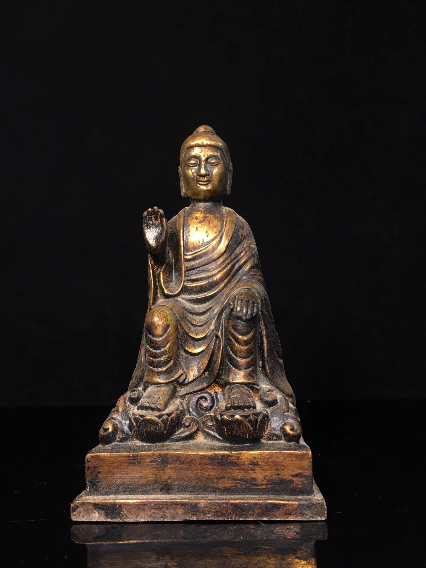 9"Tibetan Temple Old Bronze Cinnabar Mud gold Northern Wei Buddha Shakyamuni Sitting Buddha Platform Worship Hall Town house
9"Tibetan Temple Old Bronze Cinnabar Mud gold Northern Wei Buddha Shakyamuni Sitting Buddha Platform Worship Hall Town house