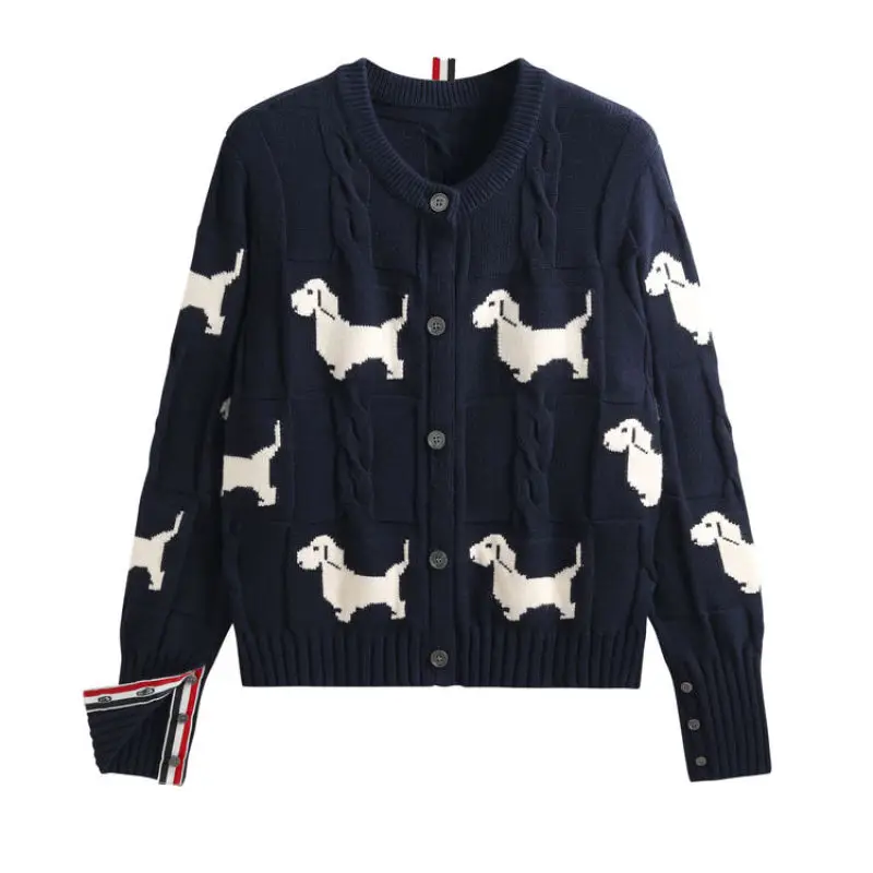 Korean Fashion TB Ersatile Design Dog Jacquard Twist Lazy Round Neck Knitted Cardigan Embroidery Women's Top Short Sweater Coat
Korean Fashion TB Ersatile Design Dog Jacquard Twist Lazy Round Neck Knitted Cardigan Embroidery Women's Top Short Sweater Coat