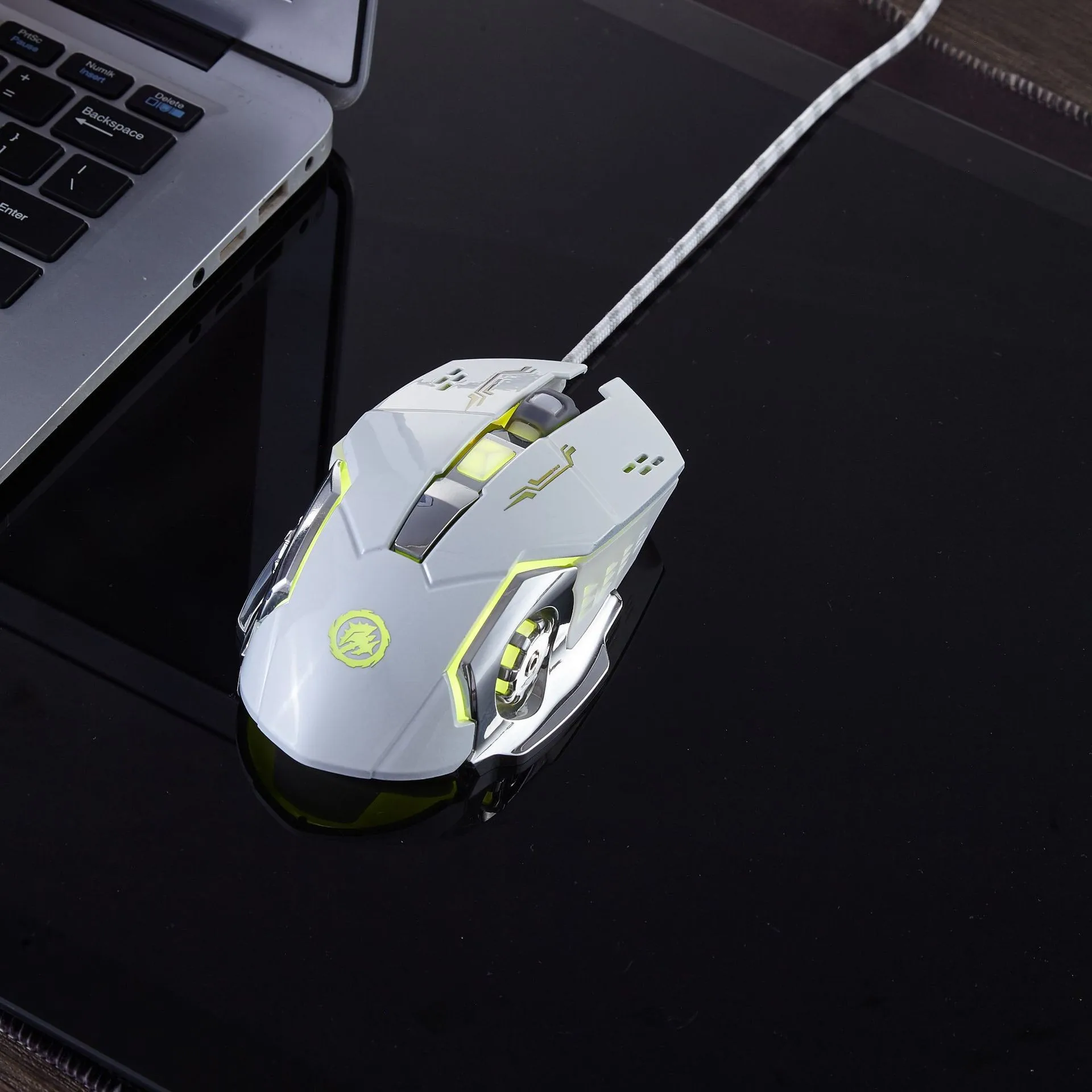 Ultimate Esports Gaming Mouse with Dual Mode Bluetooth, Wireless Charging, and Mute Function
Ultimate Esports Gaming Mouse with Dual Mode Bluetooth, Wireless Charging, and Mute Function
