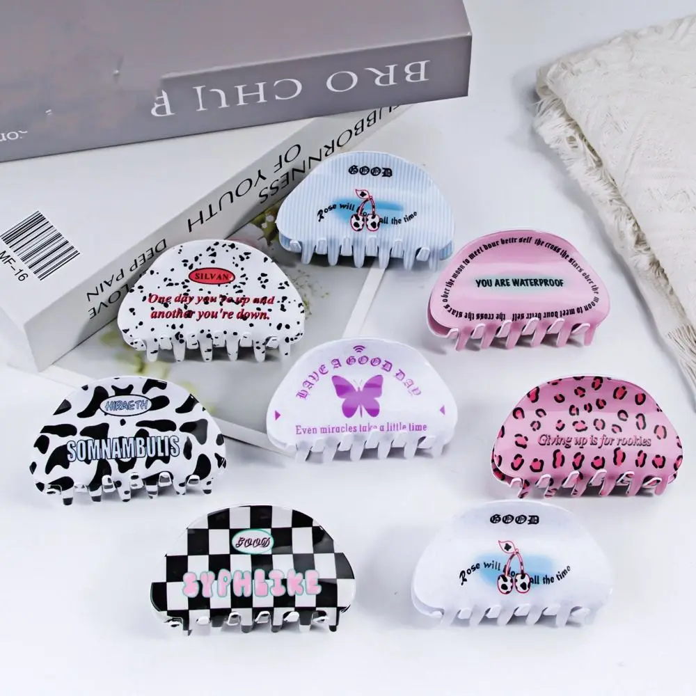 

Korean Fashion Magic Color Shark Clip Simple Imitation PVC Advanced Sense Semicircle Hair Clip Claw for Woman