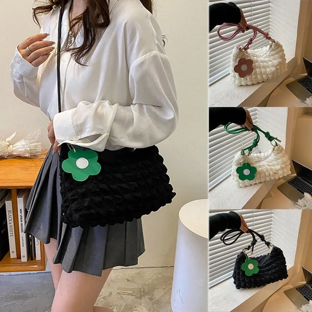 Pleated Underarm Bag Casual Plaid Korean Style Fold Cloud Bag Space Cotton Flower Pendant Bubble Handbag Office Worker
Pleated Underarm Bag Casual Plaid Korean Style Fold Cloud Bag Space Cotton Flower Pendant Bubble Handbag Office Worker