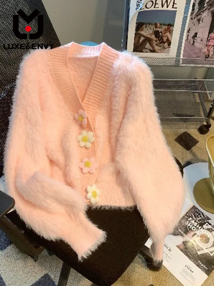LUXE&ENVY Gentle Milk Fufu Three-dimensional Flower Soft Glutinous Sweater Winter Design, Imitation Mink Velvet 2023 Autumn 
LUXE&ENVY Gentle Milk Fufu Three-dimensional Flower Soft Glutinous Sweater Winter Design, Imitation Mink Velvet 2023 Autumn