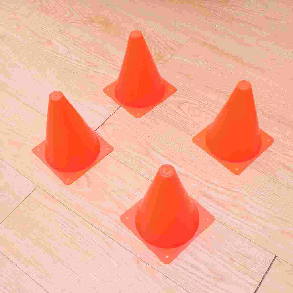 

10PCS 18cm Roadblock Cone Shape Plastic Soccer Football Training Auxiliary Tools Sports Gear (Orange)