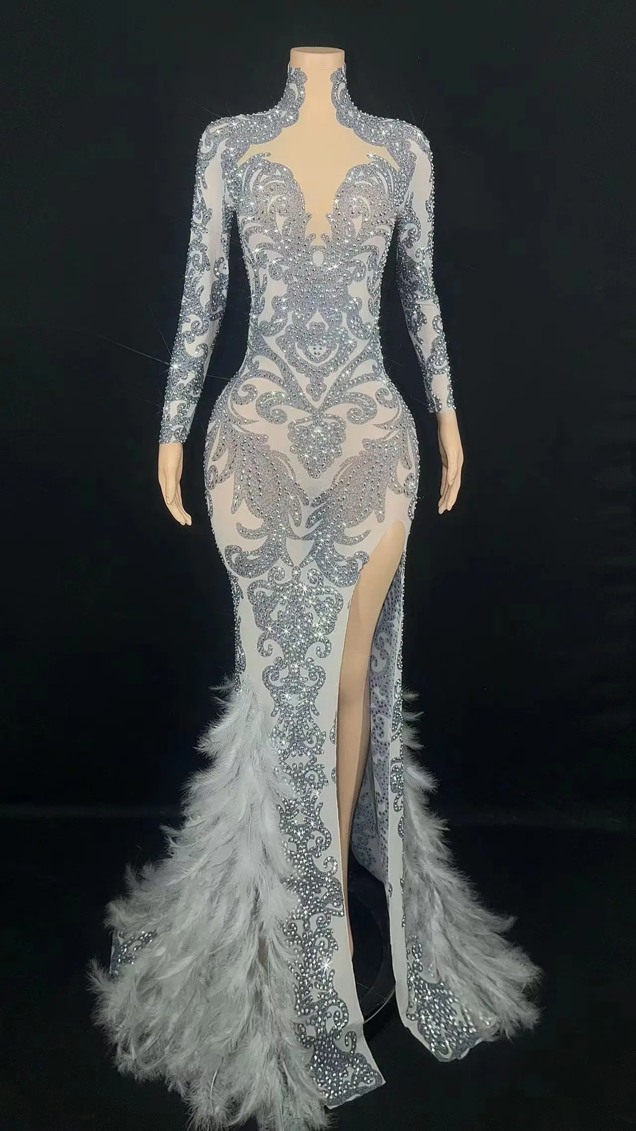 Sparkly Crystals Feather Long Tail Dress Women Elegant Evening Wedding Celebrate Prom Party Dress Singer Stage Wear
Sparkly Crystals Feather Long Tail Dress Women Elegant Evening Wedding Celebrate Prom Party Dress Singer Stage Wear