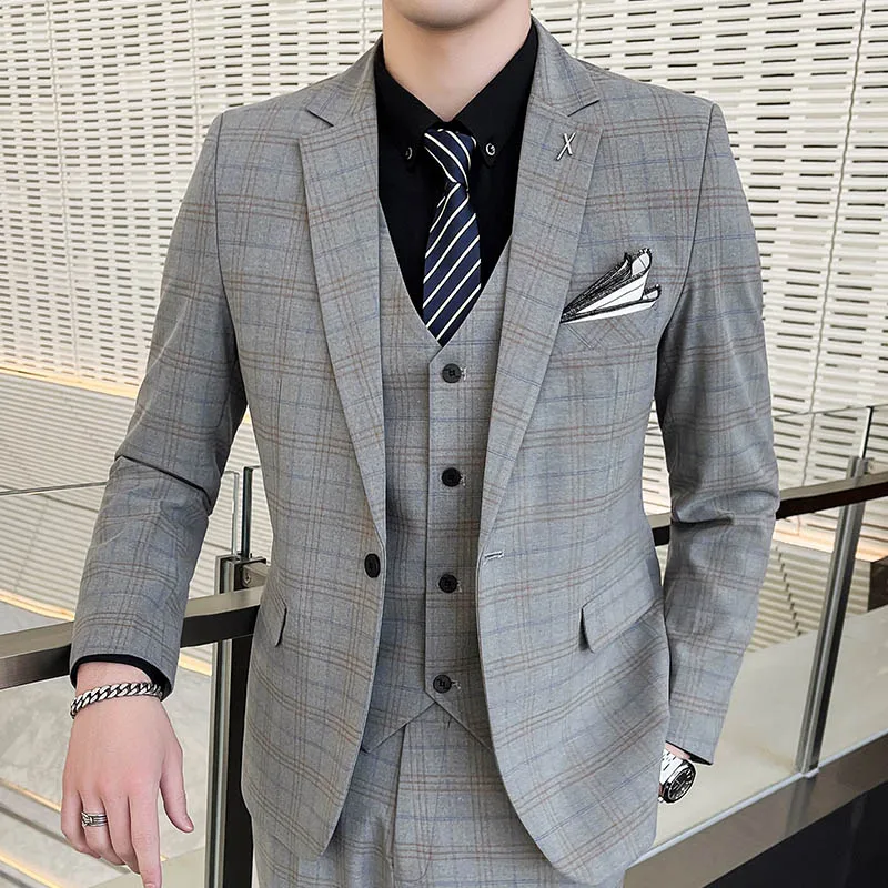 (Blazer+Pants+Vest) Luxury Men Suit 3 Piece Set Fashion Boutique Lattice Groom Wedding Dress Men's Tuxedo Suit S-3XL 
(Blazer+Pants+Vest) Luxury Men Suit 3 Piece Set Fashion Boutique Lattice Groom Wedding Dress Men's Tuxedo Suit S-3XL