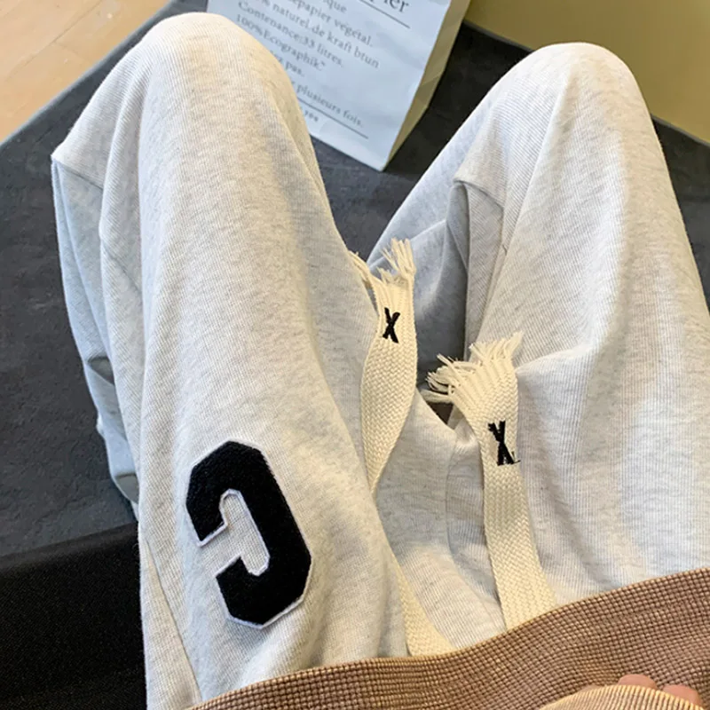 Sweat Pants For Men Grunge Y2k Long Soft Daily Hip Hop Grey Oversize High Fashion Harajuku Punk Aesthetic Casual Graphic Jogger
Sweat Pants For Men Grunge Y2k Long Soft Daily Hip Hop Grey Oversize High Fashion Harajuku Punk Aesthetic Casual Graphic Jogger