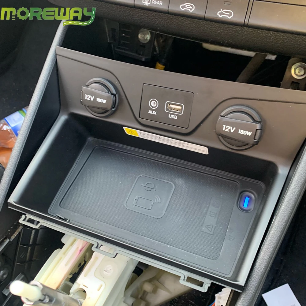 Car Phone Holder Wireless Charger for Hyundai Tucson 2018 2019 Mount Mobile Stand for Samsung S20 Qi Phone Charge Barcket
Car Phone Holder Wireless Charger for Hyundai Tucson 2018 2019 Mount Mobile Stand for Samsung S20 Qi Phone Charge Barcket