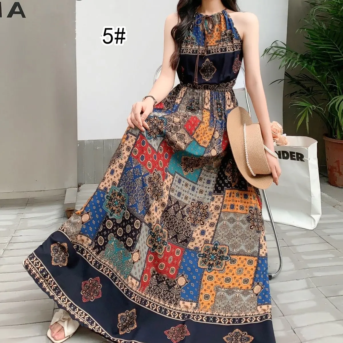 Summer New Floral Strap Noil Poplin Dress Women's Artificial Cotton Seaside Holiday Slim Looking Bohemian Midi Dress
Summer New Floral Strap Noil Poplin Dress Women's Artificial Cotton Seaside Holiday Slim Looking Bohemian Midi Dress