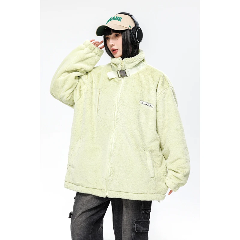 Уличная модная женская куртка большого размера из искусственного кроличьего меха, дизайнерская зимняя утепленная теплая куртка с пуговицами на бедрах, женские повседневные парки
Уличная модная женская куртка большого размера из искусственного кроличьего меха, дизайнерская зимняя утепленная теплая куртка с пуговицами на бедрах, женские повседневные парки