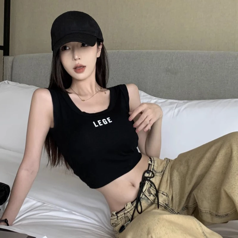 Women's Camisole Sleeveless Korean Version Summer Letter Embroidery Slim Sexy Tank Top
Women's Camisole Sleeveless Korean Version Summer Letter Embroidery Slim Sexy Tank Top