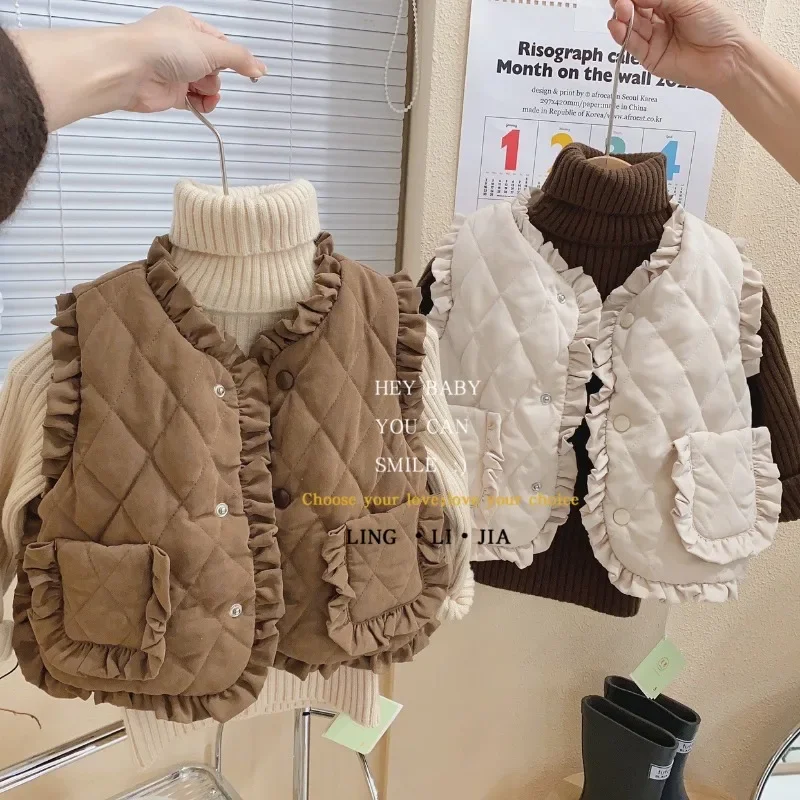 Girls' Autumn Winter Vest Baby Thickened Warm Clothes Children Wear Lace Outside Vest Children's Warm Waistcoat Plush Coat 1-6Y
Girls' Autumn Winter Vest Baby Thickened Warm Clothes Children Wear Lace Outside Vest Children's Warm Waistcoat Plush Coat 1-6Y