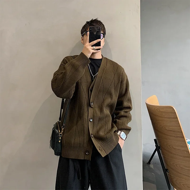 Autumn/Winter Design Sense Retro Loose Casual Cardigan Sweater Men's Jacket Casual Ruffian Handsome Light Mature Style Sweater
Autumn/Winter Design Sense Retro Loose Casual Cardigan Sweater Men's Jacket Casual Ruffian Handsome Light Mature Style Sweater