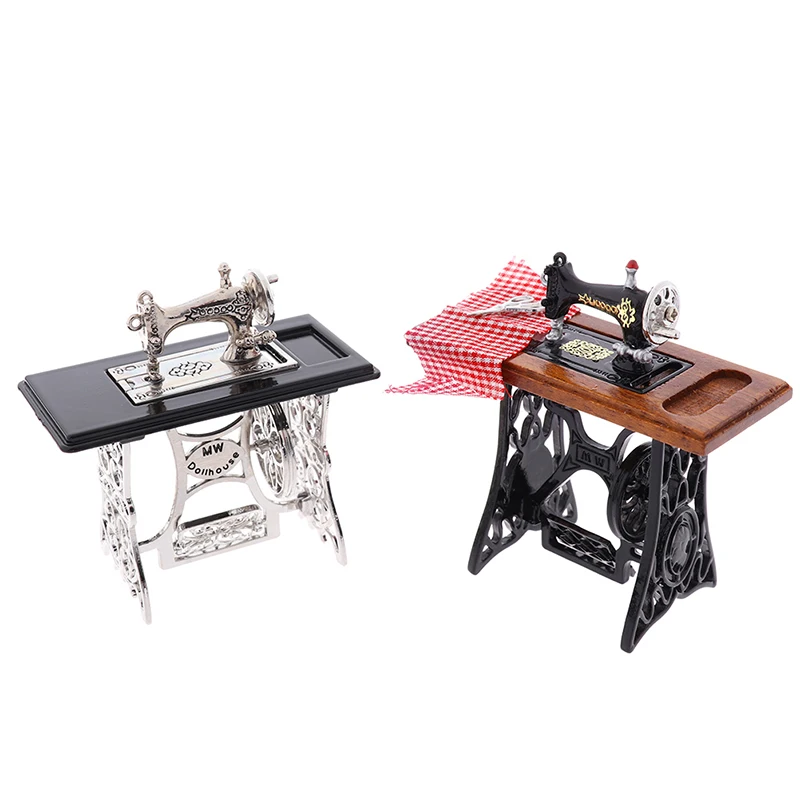 1:12 миниатюрная швейная машина для кукольного домика с ножницами для декора кукольного домика
1:12 миниатюрная швейная машина для кукольного домика с ножницами для декора кукольного домика