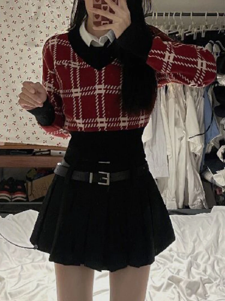 Winter Vintage Elegant Knitted 2 Piece Set Women Frence Plaid Preppy Style Skirt Suit Female Korean Fashion Chic Casual Set 2023
Winter Vintage Elegant Knitted 2 Piece Set Women Frence Plaid Preppy Style Skirt Suit Female Korean Fashion Chic Casual Set 2023