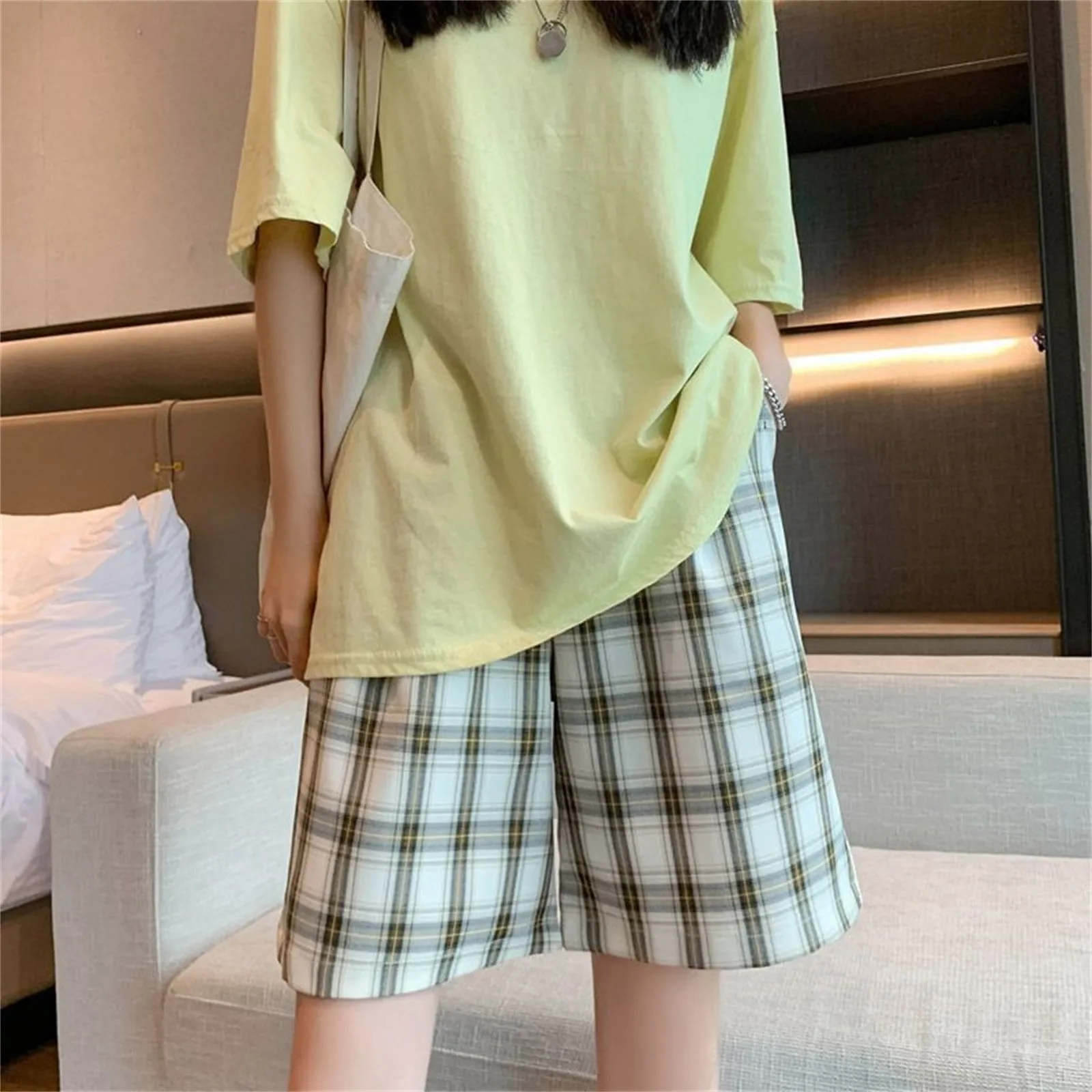

2024 Korean Oversize Plaid Shorts Summer Fashion Women Green Wide Leg Checked Pants Female Green Pajamas Bottoms Kawaii Shorts